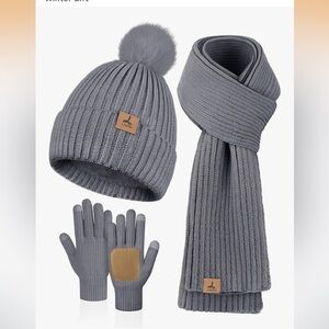Lorome Women’s Winter PomPom Beanie Hat, Scarf, Touchscreen Glove Set (Gray) NWT